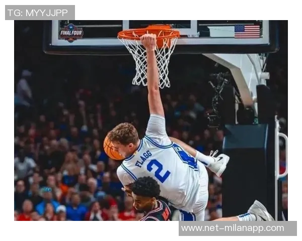 弗拉格状态低迷全场仅得15分6板8助表现不佳令人失望